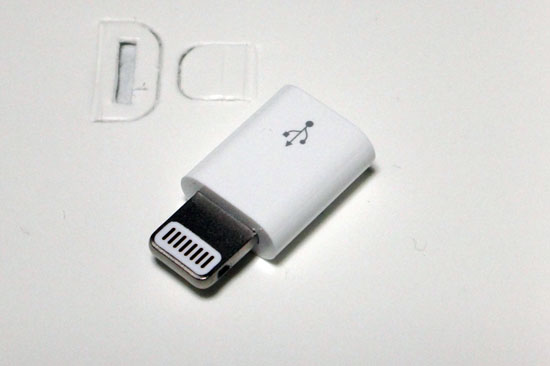 Lightning_to_Micro_USB_Adapter_005.jpg