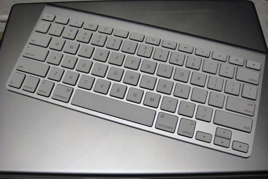 Apple_Wireless_Keyboard_030.jpg