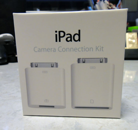 iPad_Camera_Connection_Kit_003.jpg